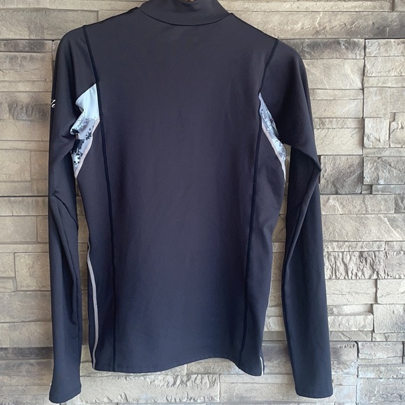 🖤FIRSTSTAR Women’s Black compression shirt - Picture 2 of 7